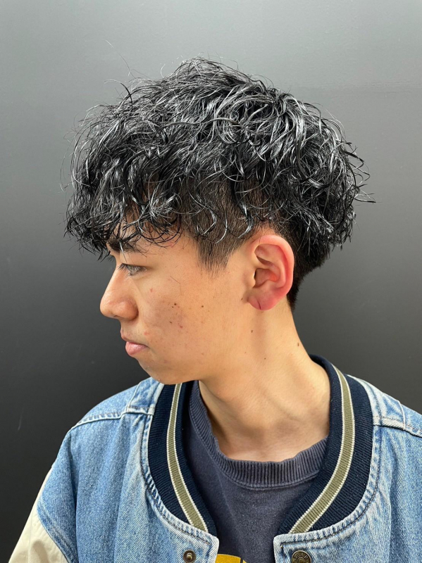 小顔男子にメンズマッシュヘアがオススメ◎