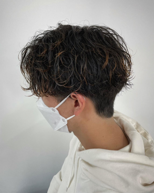 【メンズヘア】自然な外ハネヘアの作り方