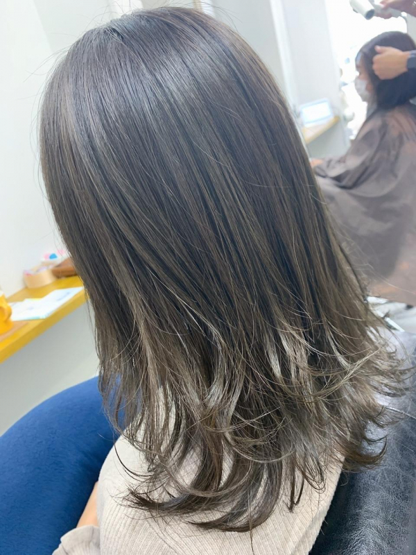 アッシュのおすすめヘアカラーをご紹介☆