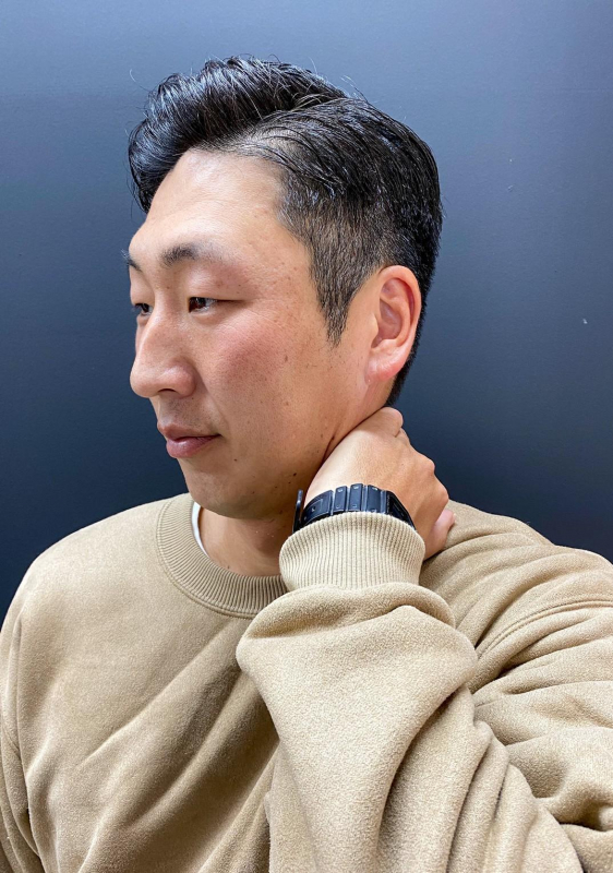 「七三分けでメンズ格上げ」
