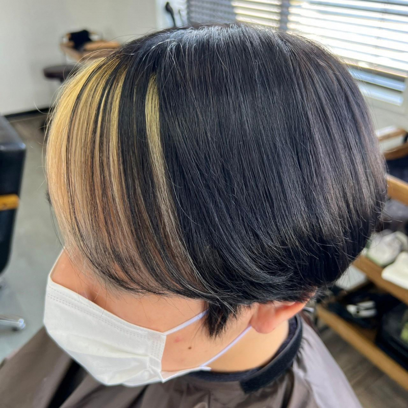 流行りのラウンドマッシュヘア