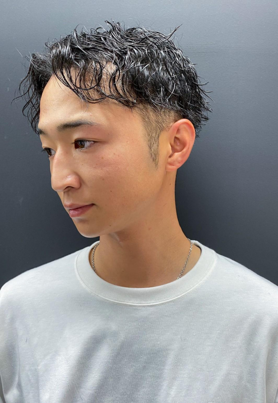 メンズに人気のニュアンスパーマ