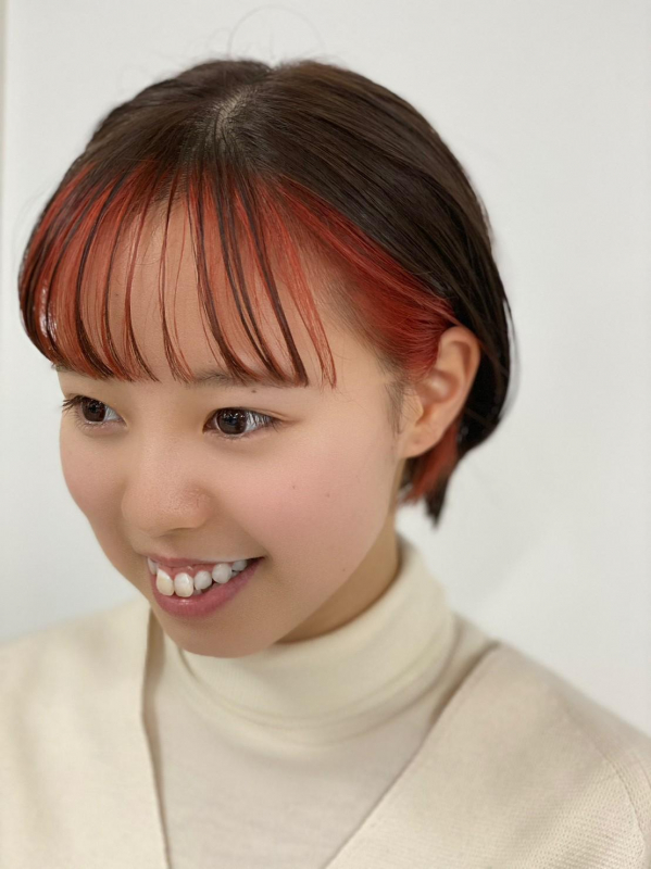 ぱっつん前髪を大人可愛く見せるコツ