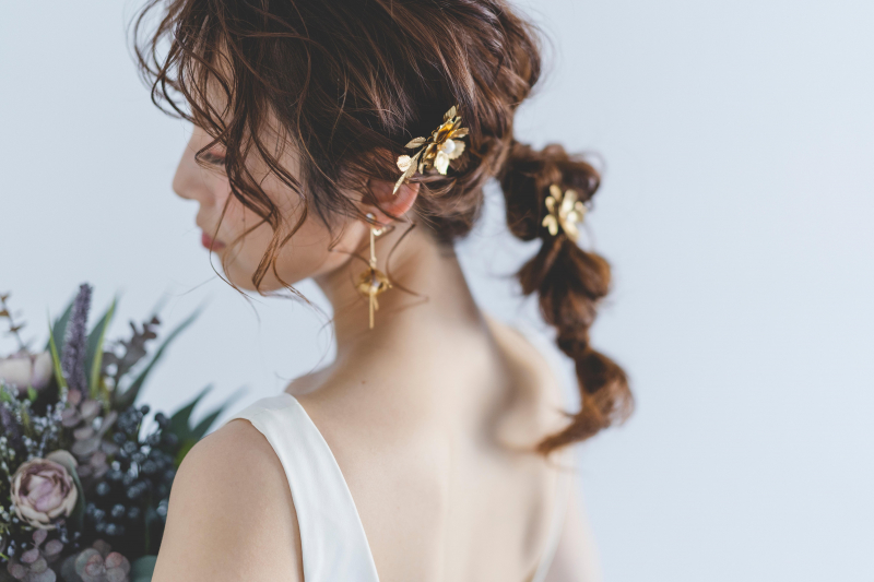 クリスマスに映える大人のヘアアレンジ