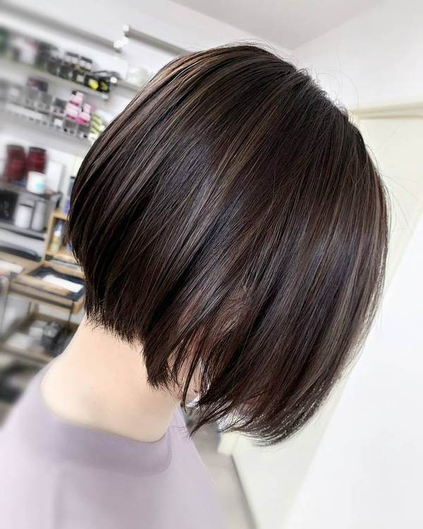 前下がりショートボブ