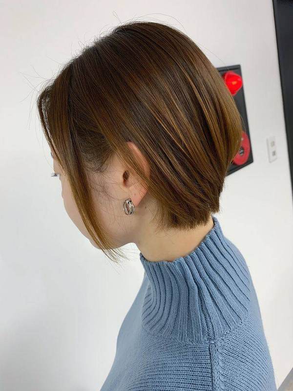 ブロンズカラーのショートボブ