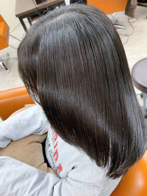 縮毛矯正のナチュラルストレート